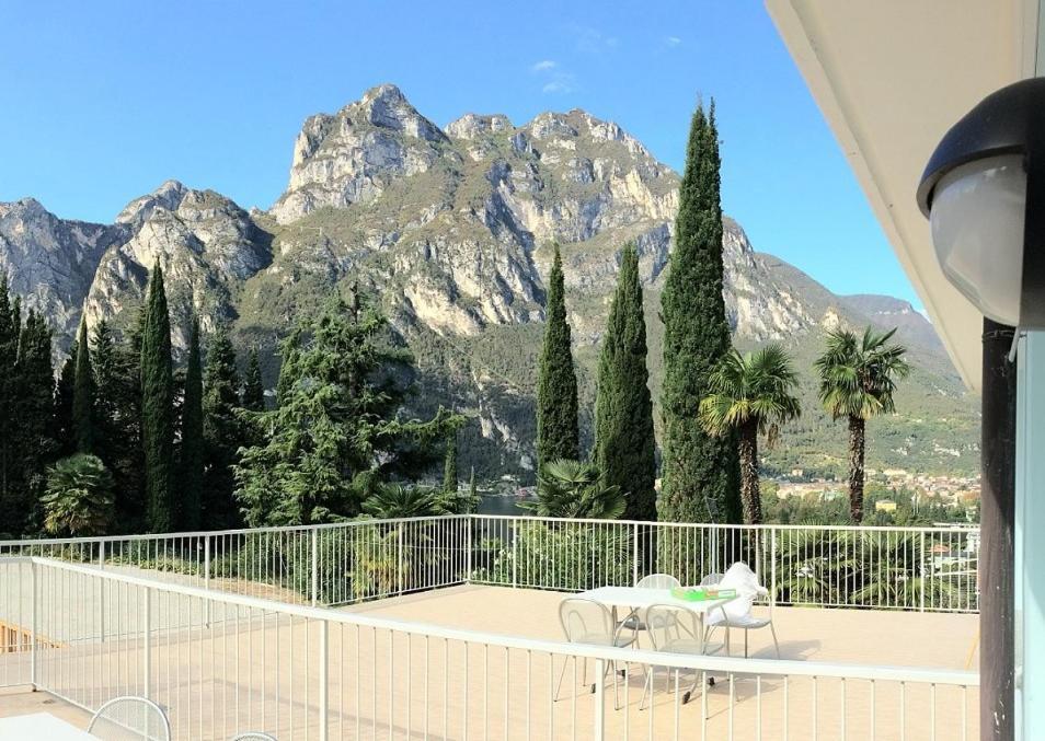 Residence Marina Riva del Garda Oda fotoğraf